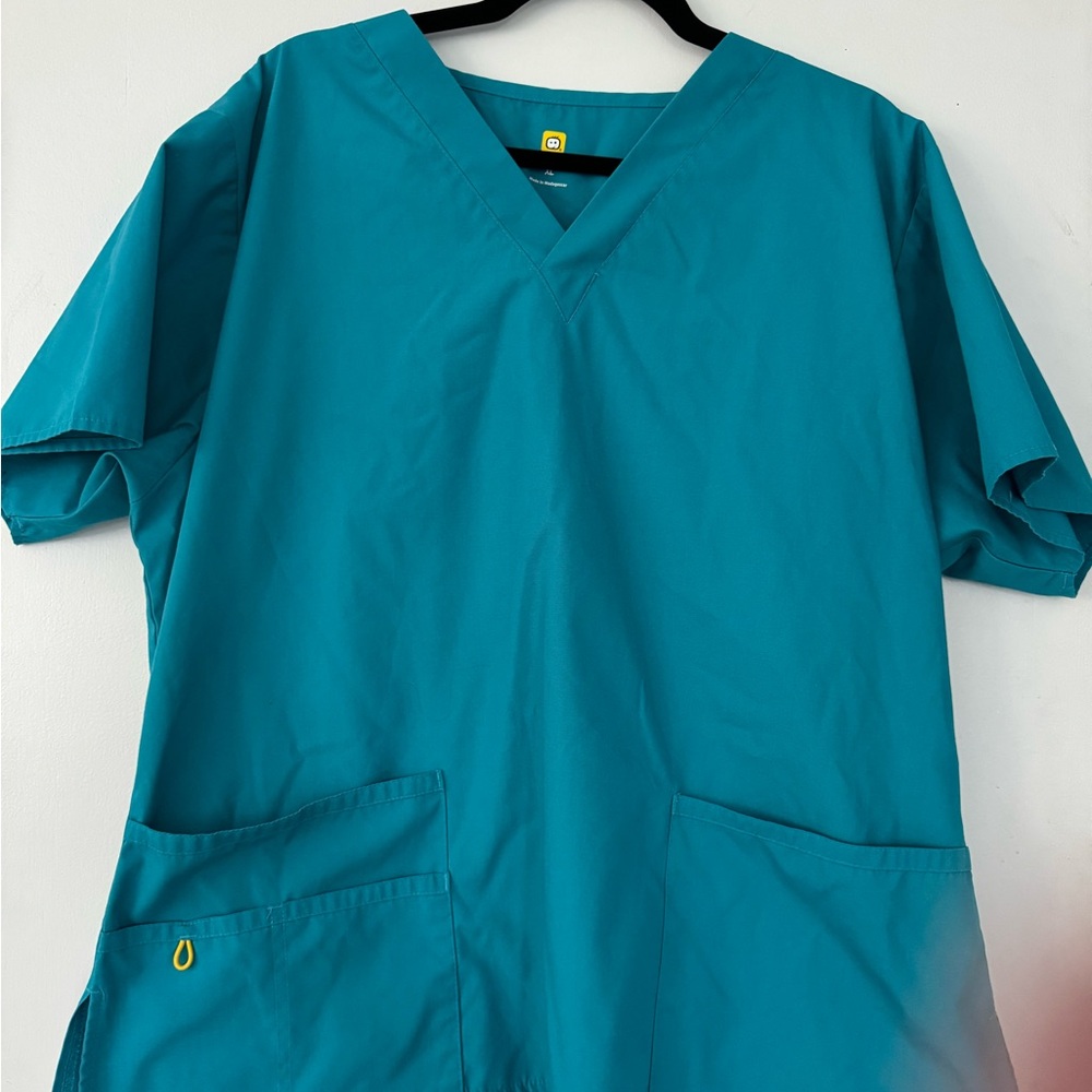 WonderWink XL/XLP scrub set